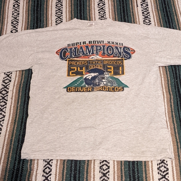 LOGO 7 Other - 1998 Packers vs broncos Superbowl shirt